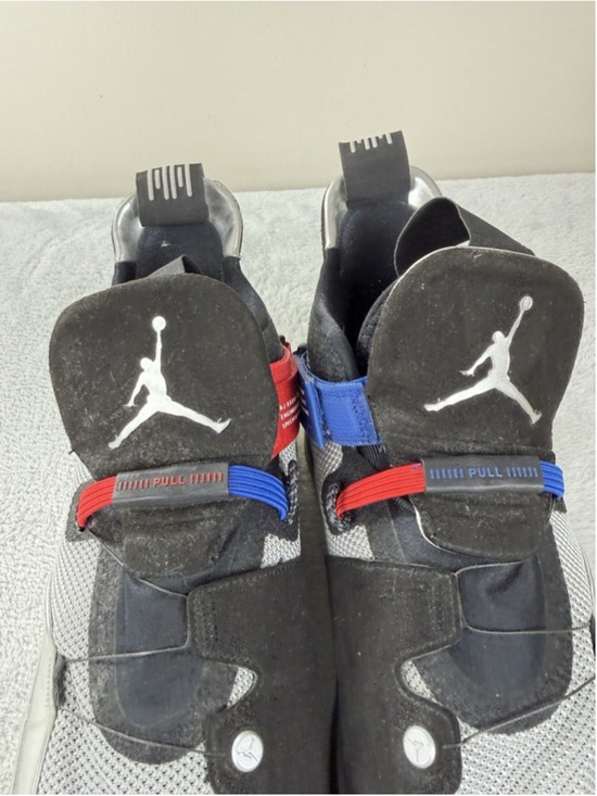 Jordan Men\'s Sz 10.5 US/9.5 UK/44.5 EU XXXIII Metallic Silver Black All Star main image 13